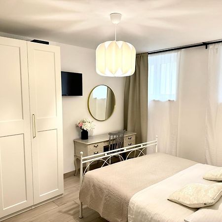 Charming Apartment In Split Center מראה חיצוני תמונה